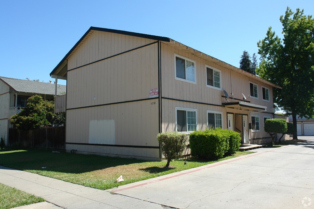 Primary Photo - 5710 Tucson Dr