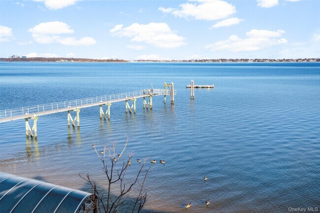 Foto del edificio - 822 Dean Ave