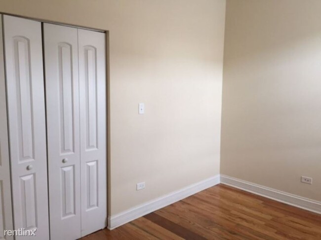 Foto del edificio - 1162-1168 E 54th Pl