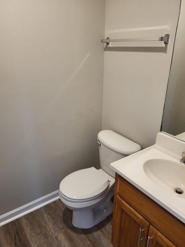 Foto del edificio - 103 Kayla Dr