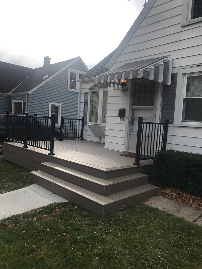 Vista lateral - 1824 N 21st St