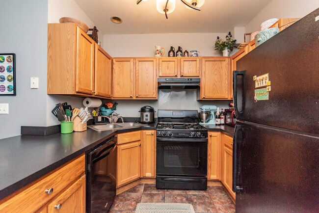 Foto del edificio - 4307 N Troy St
