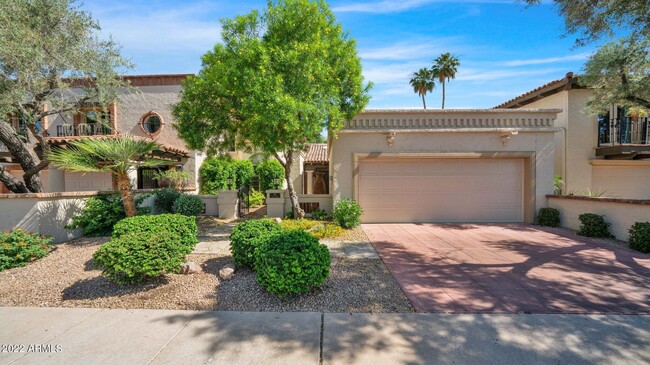 Building Photo - 6701 N Scottsdale Rd