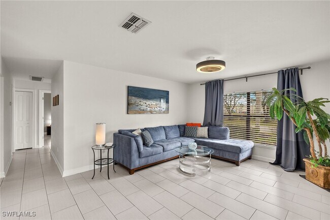 Building Photo - 13268 Whitehaven Ln