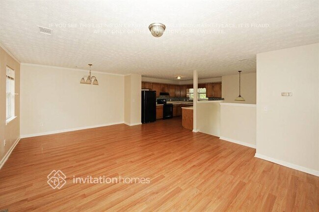 Building Photo - 235 Macadamia Ct