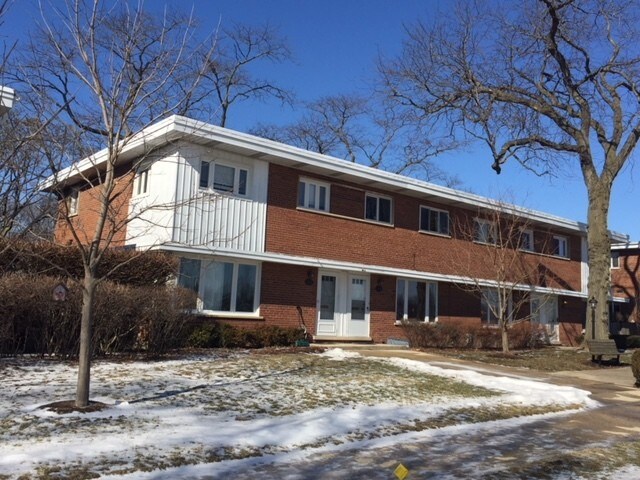 Primary Photo - 318 S Maple St