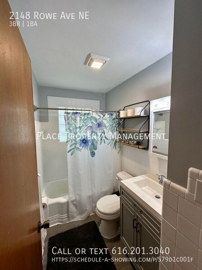 Building Photo - 2148 Rowe Ave NE - Cheshire Village 3 Bed ...
