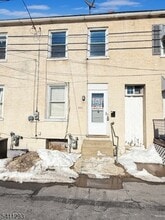 Building Photo - 201 Cedar Alley