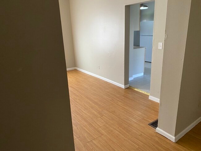 Dinning room - 402 Hamilton Ave