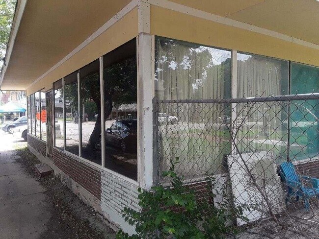 Foto del edificio - 402 Avondale St