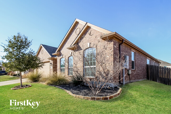 Building Photo - 2425 Spring Meadows Dr