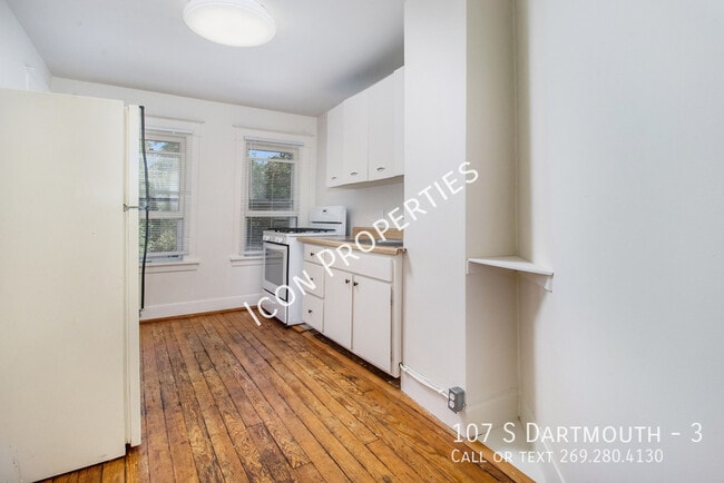 Building Photo - 2 Bedroom Apartment for Rent!
