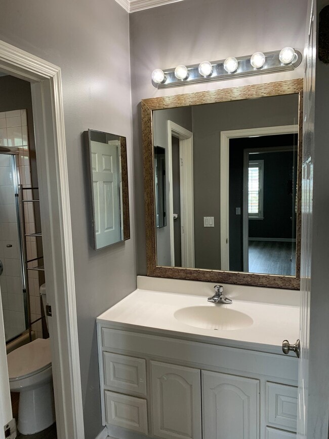 Photo - 2019 E 20th St Apartment