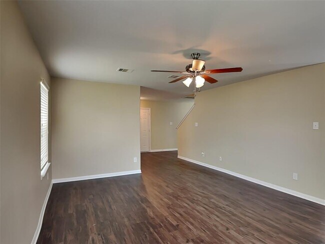Building Photo - 6027 Stockholm Ct