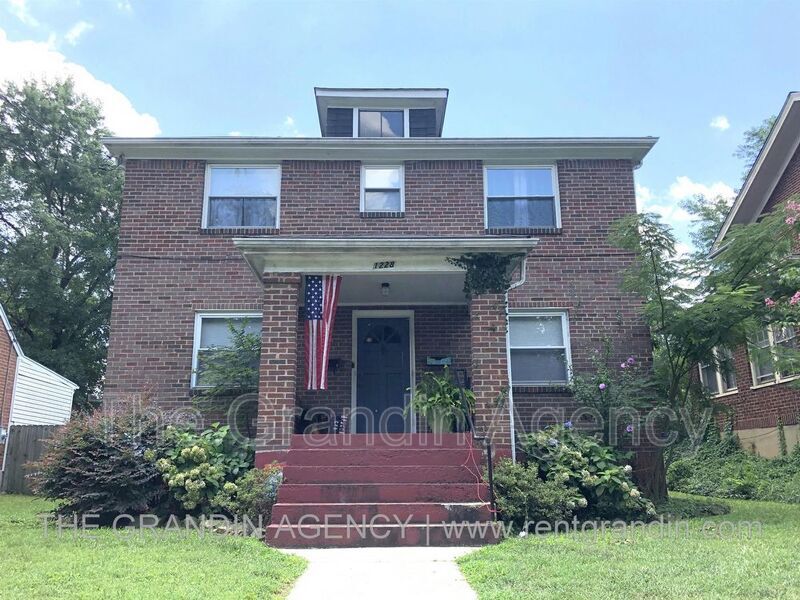 1228 Wasena Ave SW, Roanoke, VA 24015 House Rental in Roanoke, VA