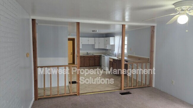 Foto del edificio - 415 E 35th St