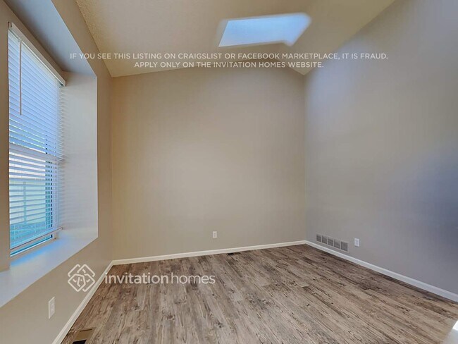 Foto del edificio - 8575 Pepperridge Dr