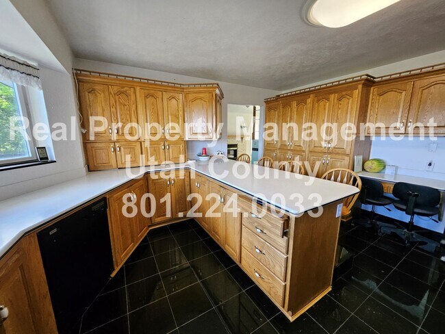 Foto del edificio - Elk Ridge Home with Unobstructed Valley Views