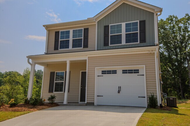 Facade - 1542 Alvin Pond Dr