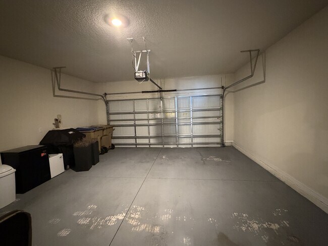 Building Photo - 4596 Sparkling Shell Ave