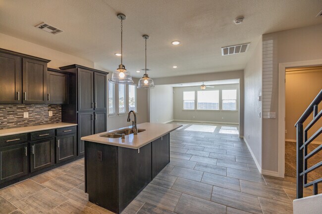 Foto del edificio - 12832 Shelby Ridge Dr