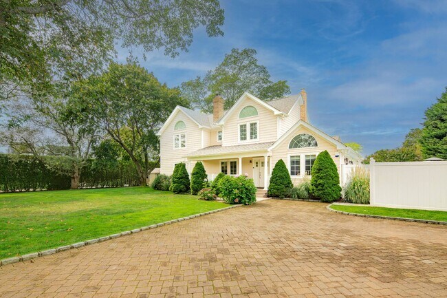 Foto del edificio - 27 Tanners Neck Ln