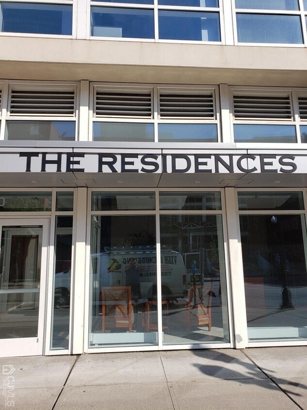 20 Livingston Ave Unit 806, New Brunswick, NJ 08901 Condo for Rent in