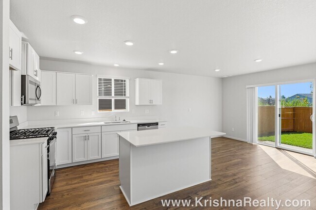 Foto del edificio - Beautiful 4 BD* 2.5 BA* **NEW** CONSTRUCTION* 2026 Built* Single Family Home Located In East Park...