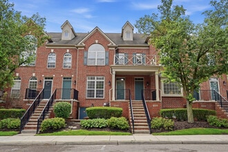 Building Photo - 39475 Springwater Dr