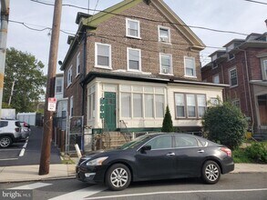Building Photo - 5455 Ridge Ave