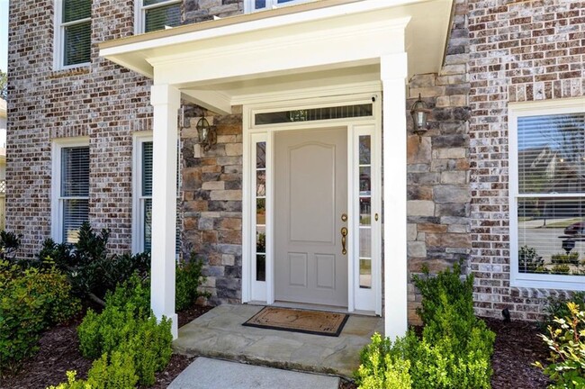 Building Photo - 310 Windsor Gate Cove NE