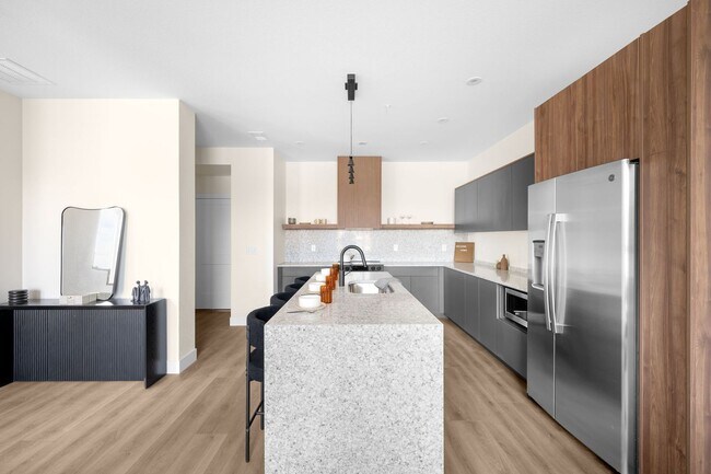 Building Photo - Modern Elegance: Brand New 3-Bed Townhouse...