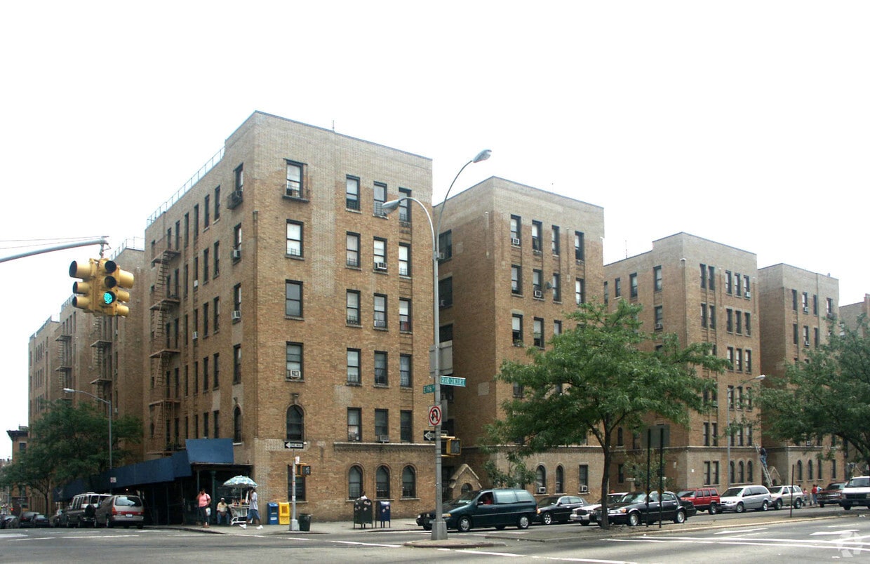 2720 Grand Concourse, Bronx, NY 10458 Apartments in Bronx, NY