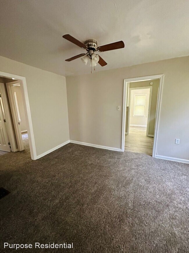 Building Photo - 2 br, 1 bath House - 4032 E 70th St