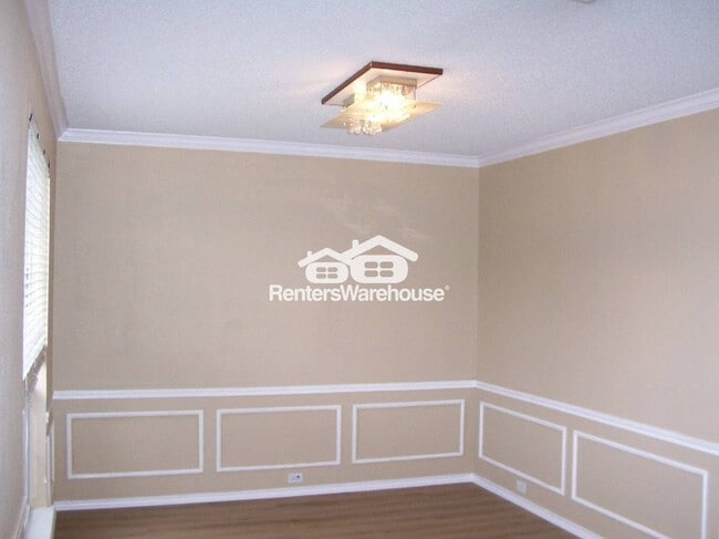 Building Photo - 1006 Cassion Dr