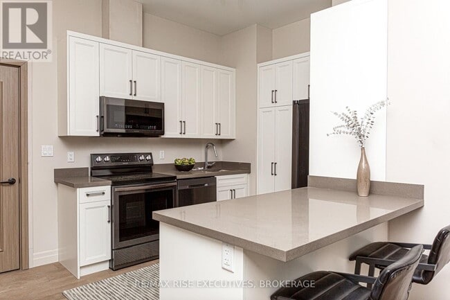 Photo du bâtiment - 847 Development Dr