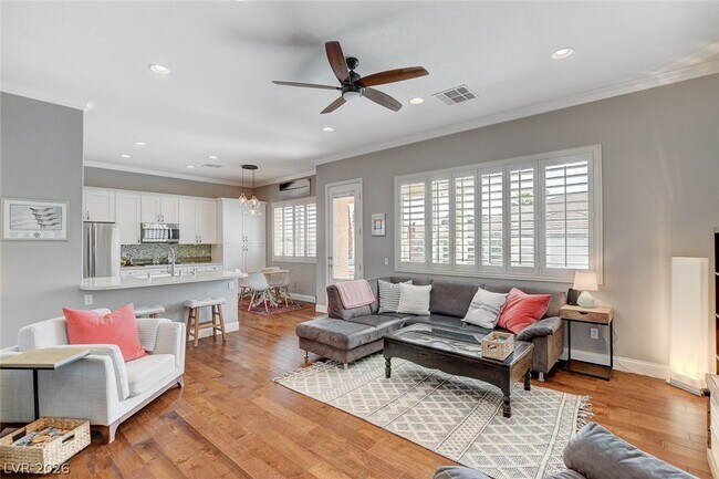 Foto del edificio - 10553 Linderhof Ave