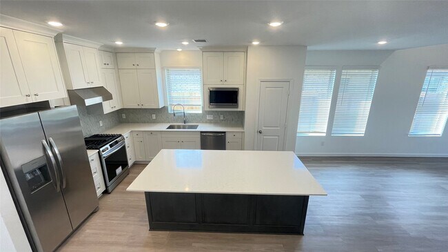 Foto del edificio - 30310 Tall Fescue Dr