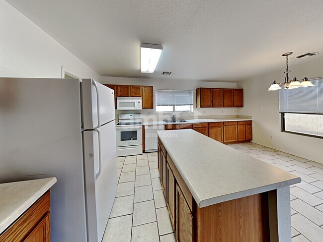Foto del edificio - 3485 S Bowman Rd