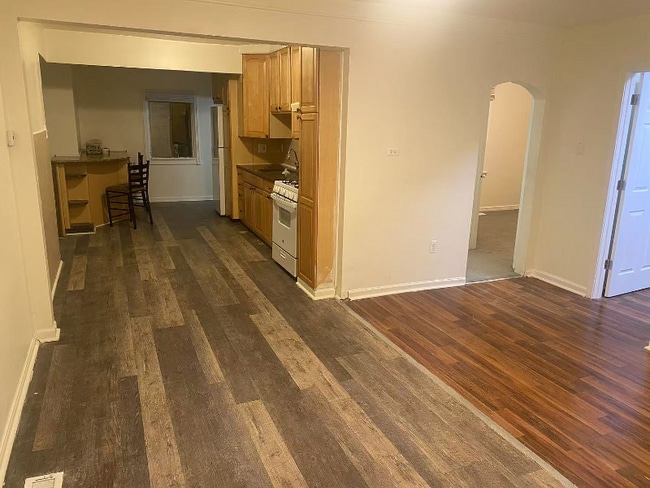 Building Photo - 25540 Eureka Dr