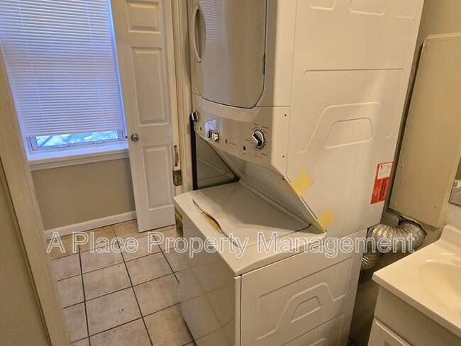 Foto del edificio - 3113 Magnolia Ave