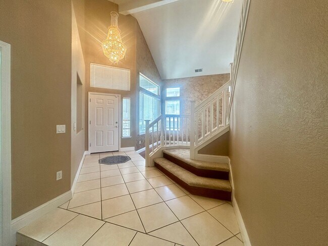 Foto del edificio - 8532 Geranium Way