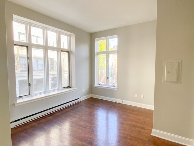 Building Photo - 1137 Spruce St