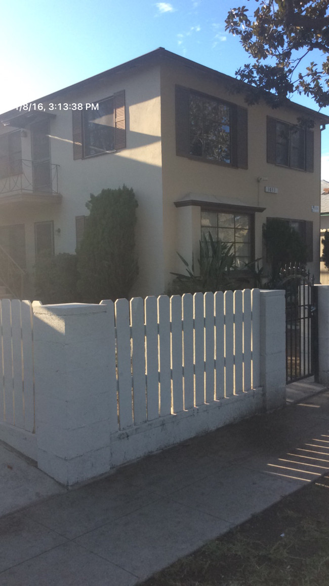 Building Photo - 3833 Sawtelle Blvd