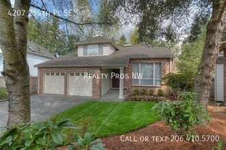 Building Photo - 4207 254th Pl SE