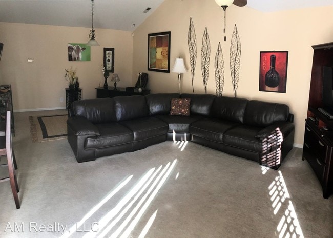 Building Photo - 2 br, 2 bath House - 768 MARSH ROAD UNIT 5