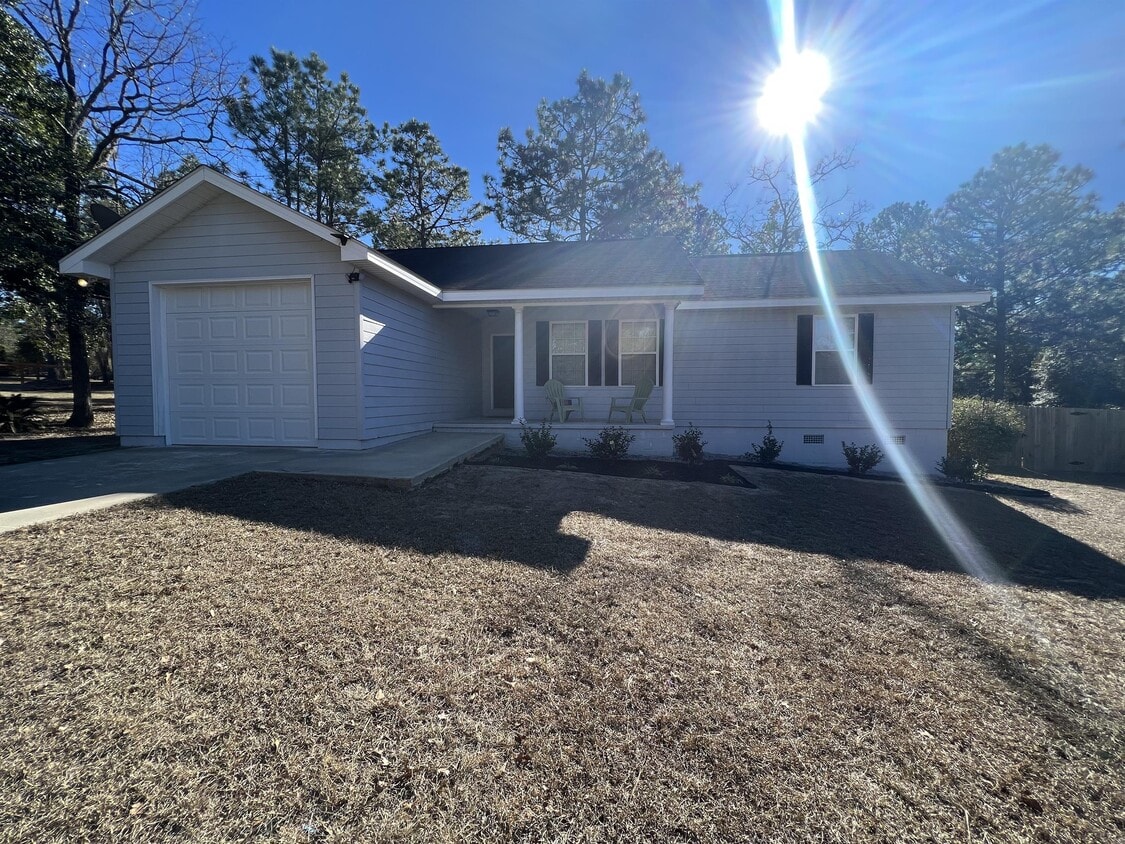 51 Palm Tree Pl, Jesup, GA 31545 House Rental in Jesup, GA