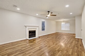 Building Photo - 13822 Dentwood Dr