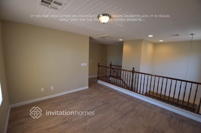 Foto del edificio - 7962 Valladolid Ave