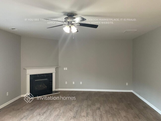 Building Photo - 628 Needle Rush Cir